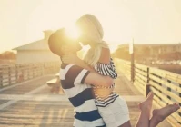 唯美情感语录(爱情主演唯美句子说说)