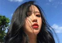 伤感句子女生心碎(女人发朋友圈心里酸酸的是什么意思)