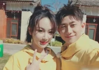 在一起一年多的感情文案短句(踢球爱情文案短句干净)