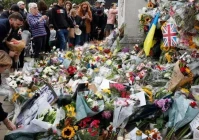 伤感短句子十字以内图片(有哪些十字以内很有韵味的小短句)