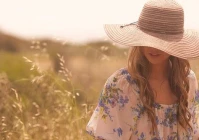 女生个性签名(大家说说你家的大姑姐怎么样)