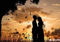 爱情的短句(空间留言爱情6字短句)