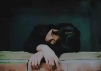 伤感的话语简短(能不能凑个简短的英文句子最好带点小伤感或小痴情之类的)