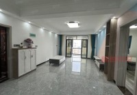 咸宁二手房58同城：清华城旁大平层四室二厅低价出售