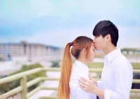 朋友圈伤感说说短句子(删除朋友圈的说说伤感文案)