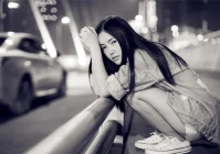 伤感短句扎心昵称(你有没有很喜欢却很扎心的句子)