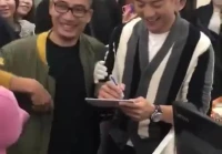 个性签名女生沙雕(异地女友想和我分手)