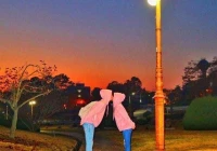 爱情句子经典(你的一生我只借一程古风经典句子)