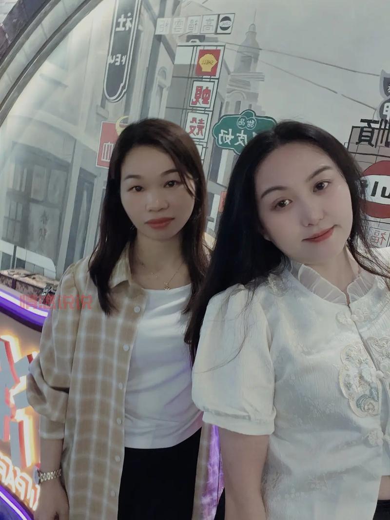 网上聊天室：告别孤独，遇见知己