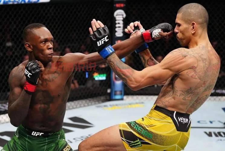 UFC最新比赛结果:佩雷拉卫冕轻重量级冠军!