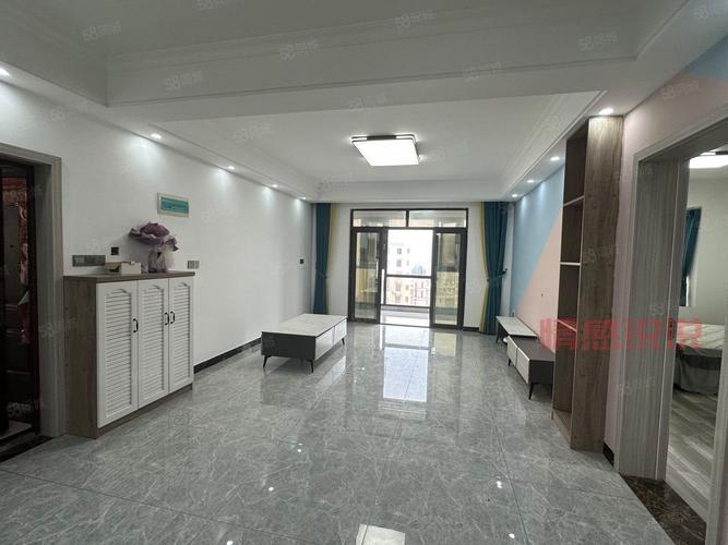 咸宁二手房58同城:清华城旁大平层四室二厅低价出售