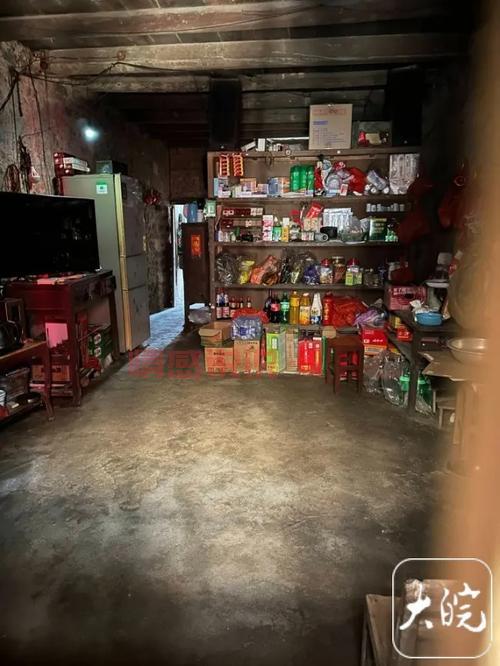 新余万商红发生啥事了?一高铁盗窃嫌疑人在此落网