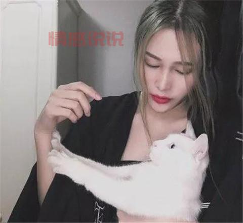 怎样找女生聊天呢?学会这几招轻松搞定她!