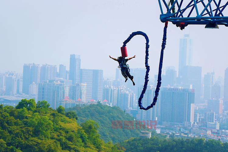 郑州人民公园蹦极票价大揭秘,看完再决定去不去!
