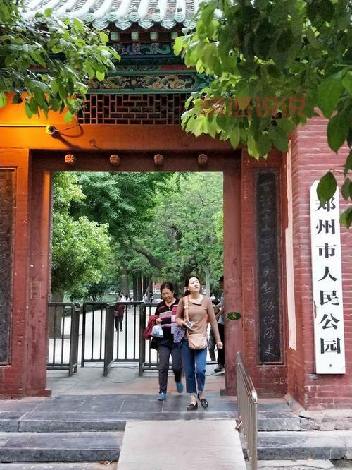郑州人民公园游记分享,好看好玩的都在这!