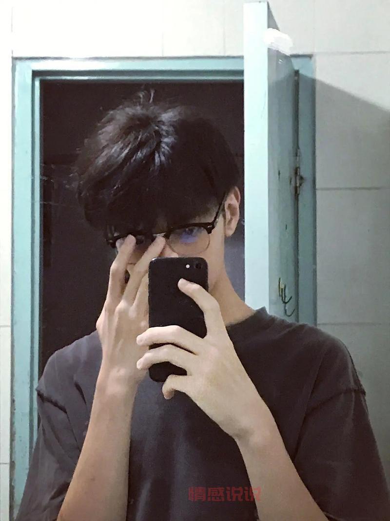 想找新疆男孩聊天室？这里有超多帅气小哥哥等你！