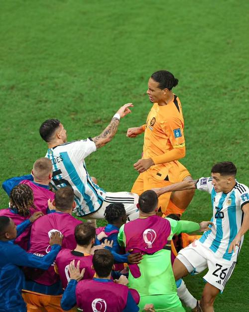 直播：荷兰vs阿根廷，梅西能否带领球队晋级？