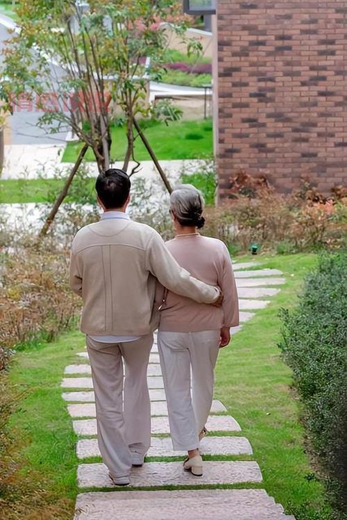 想找老伴?这20个中老年婚恋网一定要看看!