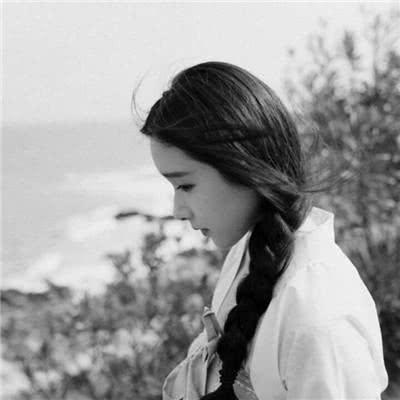 qq签名 伤感(qq适合发的说说伤感)