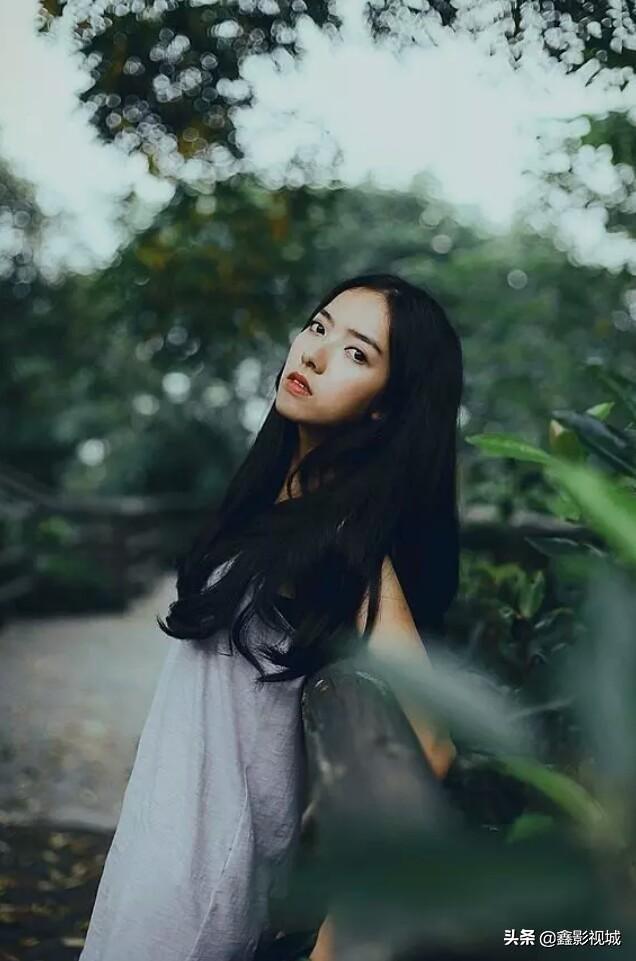 爱情又伤感的句子(被爱伤过的凄凉伤感的句子有哪些)