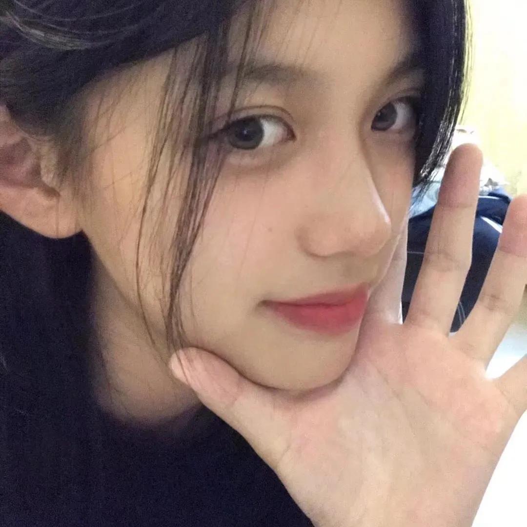 网名简单干净(白色的鞋子怎样洗得干净)