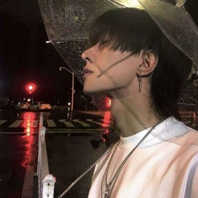 个性网名超拽霸气(网名霸气男生超拽短字)