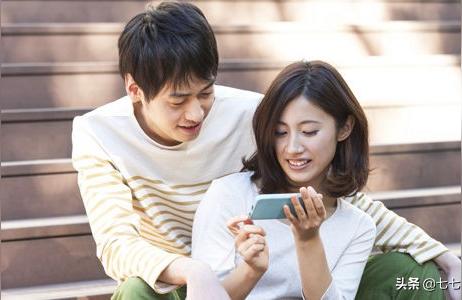 10秒内哄女孩子开心(怎么哄女朋友开心啊嘴笨给女朋友打电话不知道咋说了)