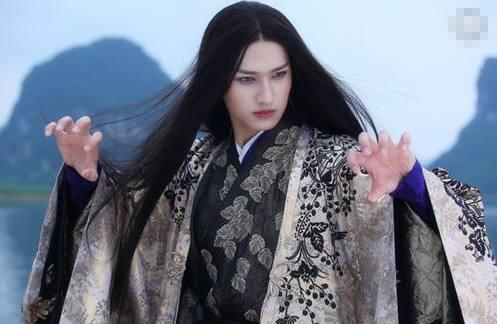 伤感情句短句8字(强爽8度酒文案简短伤感)