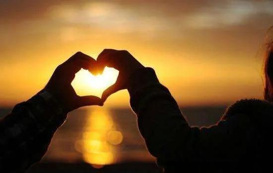 情感文案素材库大全(心雨情感文案)